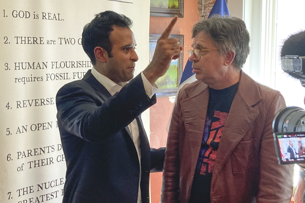 Ramaswamy Faces Curiosity And Skepticism In Iowa After Center Stage